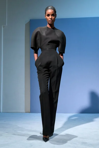 Look 9
